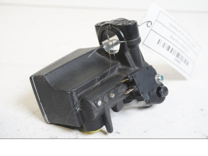 Höger sida på Bromshuvudcylinder från en Yamaha MT-07 -2014 motorcykel.