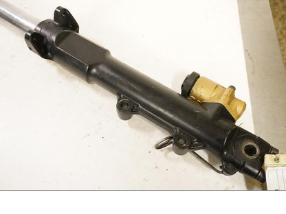 Snett uppifrån på Gaffelben från en Suzuki GSX 1100 EF -1984 motorcykel.