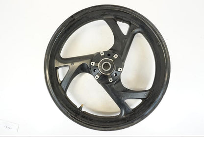 Framsidan på Fälg från en Honda ST 1300 -2002 motorcykel.