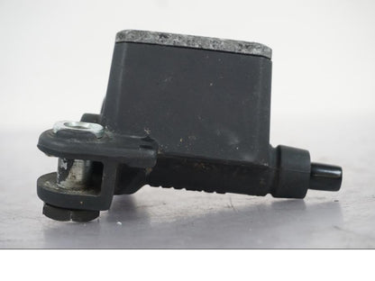 Snett uppifrån på Bromshuvudcylinder från en KTM 690 SM R -2009 motorcykel.