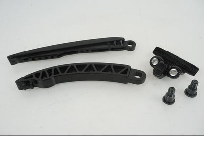 Framsidan på Kamkedja från en KTM 1290 Super Duke R -2021 motorcykel.