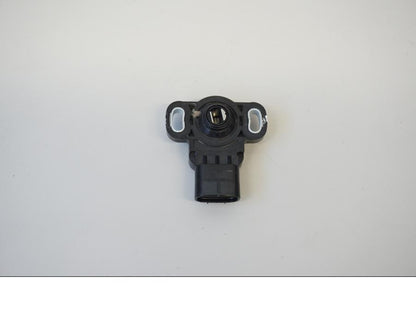 Baksidan på TPS från en Yamaha MT-07 -2020 motorcykel.