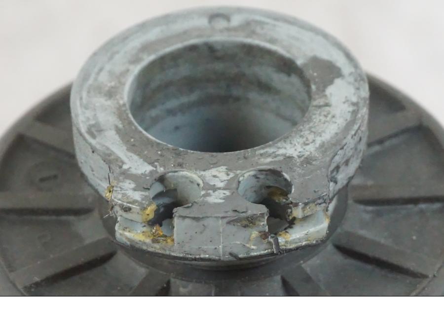 Vänster sida på Gasrulle från en Kawasaki ZX-6R -2006 motorcykel.