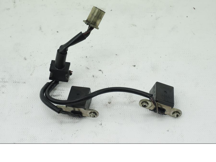 Baksidan på Tändpickup från en Kawasaki VN 1500 Classic Tourer -2001 motorcykel.