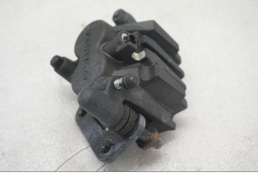 Baksidan på Bromsok från en Suzuki SV 650 -2016 motorcykel.