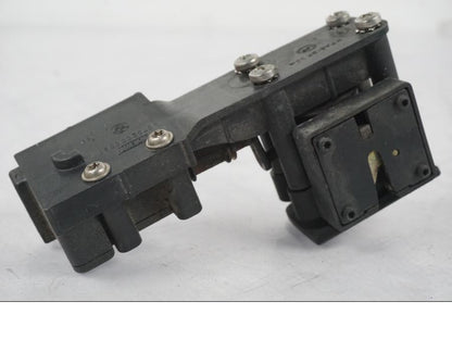 Snett nerifrån på <p>Låssats från BMW K 1200 LT 2004.</p>

<p>Tändningslås, tanklock, tankplastlås och 1st nyckel.</p> motorcykel.