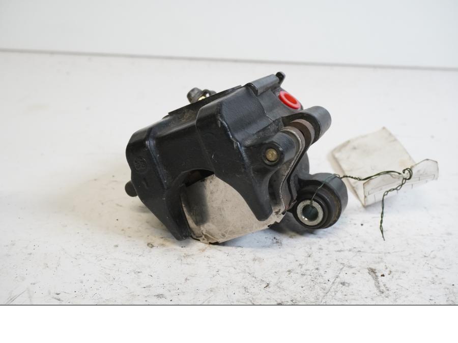 Baksidan på Bromsok från en Honda CB 750 SF -2003 motorcykel.