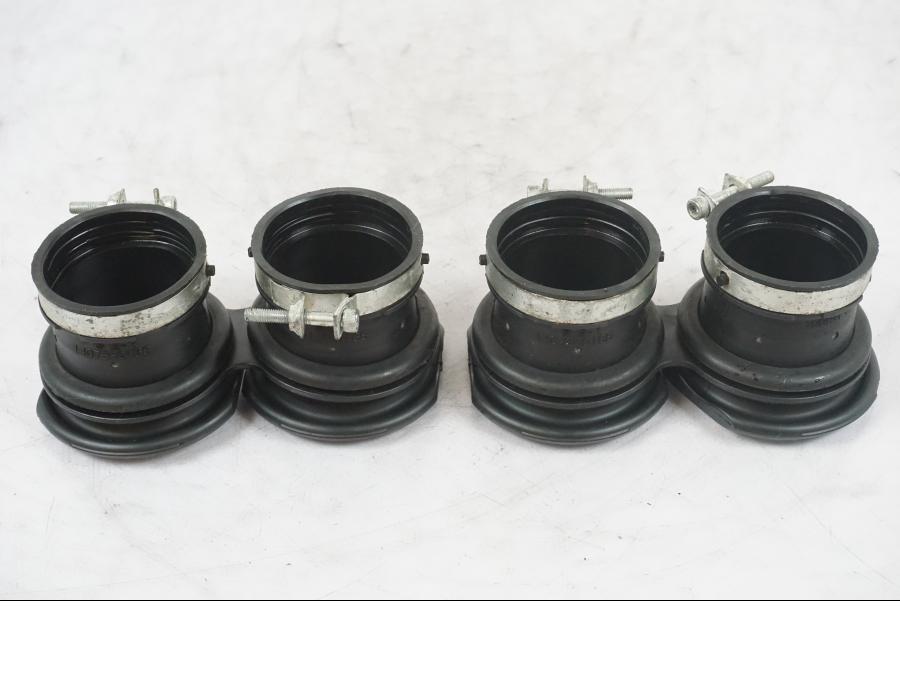 Framsidan på Luftrör från en Kawasaki ZZ-R 1400 -2009 motorcykel.