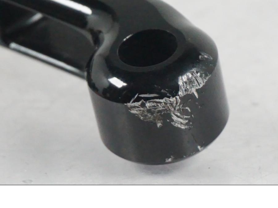 Snett uppifrån på Kopplingsgrepp från en Kawasaki ER-6N ABS -2010 motorcykel.