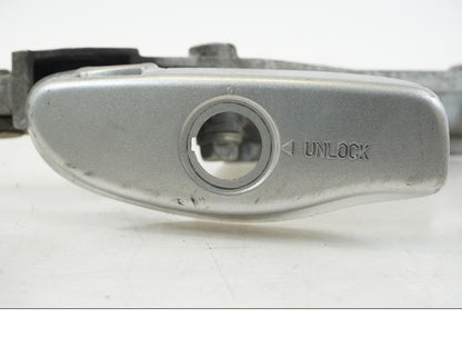 Baksidan på Sidoväskhållare från en Honda ST 1300 -2002 motorcykel.