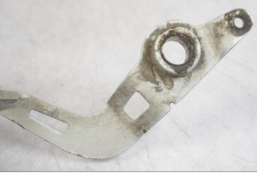 Extrabild3 på Bromspedal från en BMW R 1200 GS -2005 motorcykel.