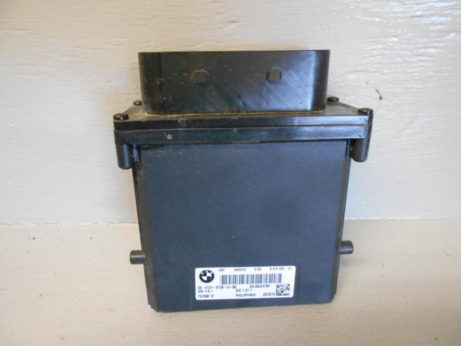 Framsidan på ESA Control Unit från en BMW R 1200 GSA -2018 motorcykel.