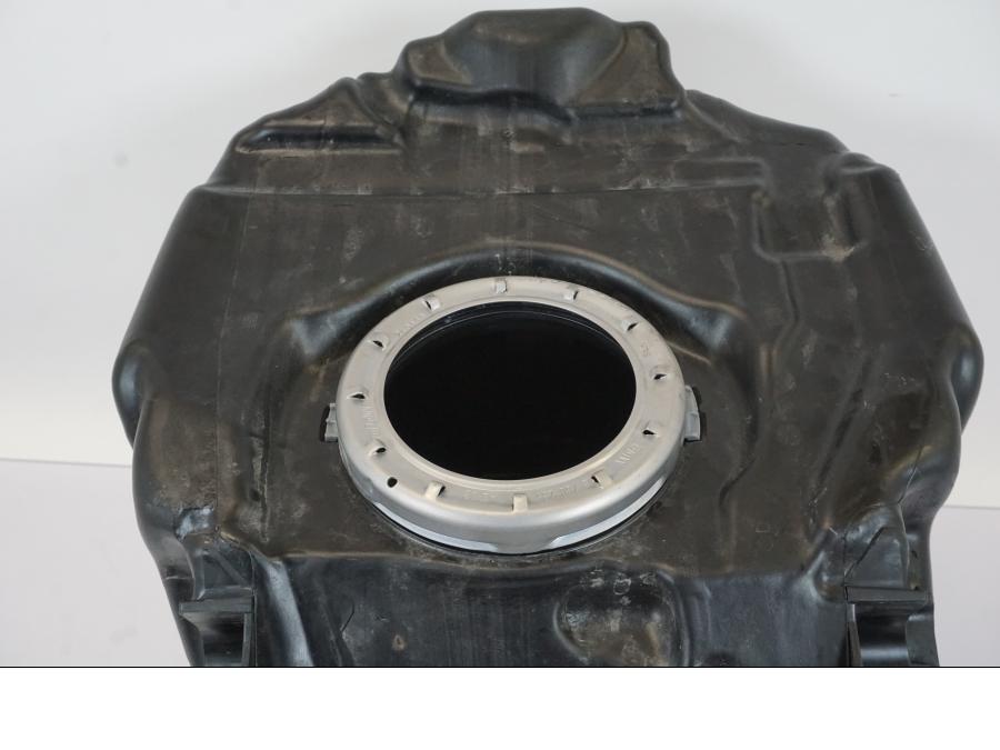 Extrabild3 på Bensintank från en BMW R 1250 GS -2019 motorcykel.