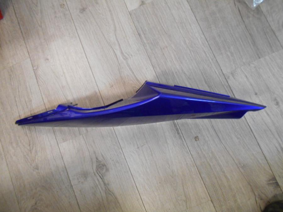 Framsidan på Bakvinge från en Yamaha YZF-R 125 -2018 motorcykel.