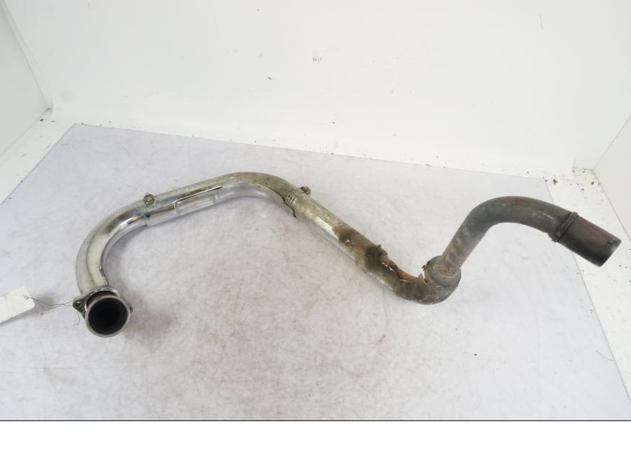 Framsidan på Grenrör från en Suzuki VZ 800 -1997 motorcykel.