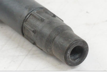 Baksidan på Tändspole från en Suzuki VZR 1800 -2009 motorcykel.