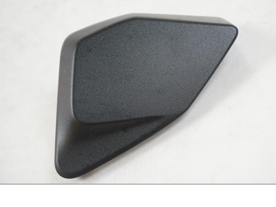 Framsidan på Plast från en BMW R 1250 GS -2021 motorcykel.