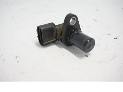 Framsidan på Kamaxelgivare från en Suzuki DL 1000 -2003 motorcykel.