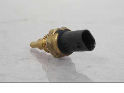 Baksidan på Temperatursensor från en BMW R 1250 GS -2023 motorcykel.