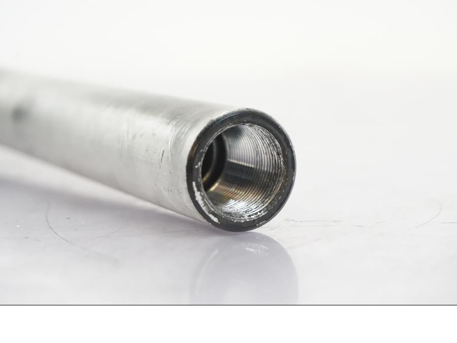 Höger sida på Styre från en Kawasaki ZX-6R -2011 motorcykel.