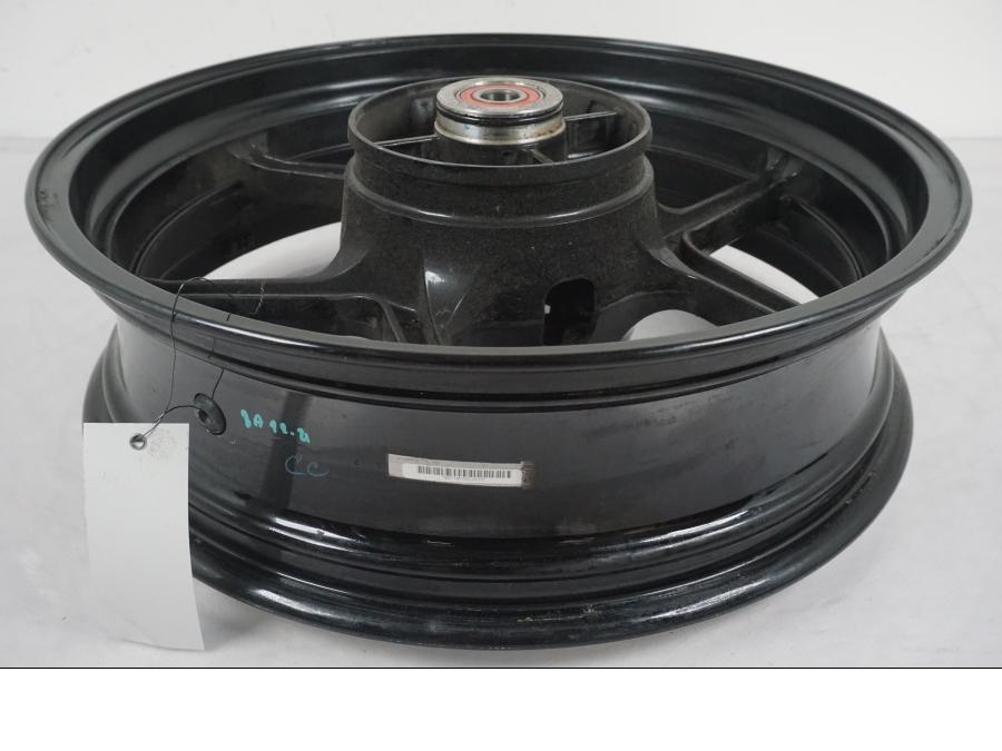 Extrabild1 på Fälg från en Kawasaki ER-6N ABS -2010 motorcykel.