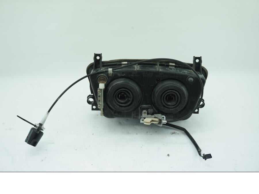 Baksidan på Strålkastare från en Honda ST 1100 -1999 motorcykel.