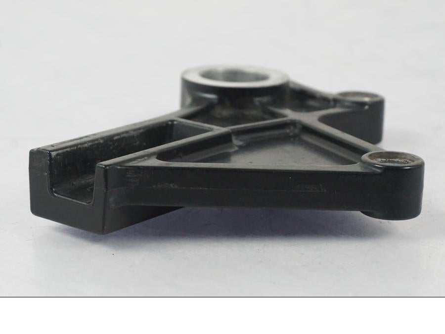 Vänster sida på Bromsoksfäste från en Kawasaki ZX-6R -2005 motorcykel.