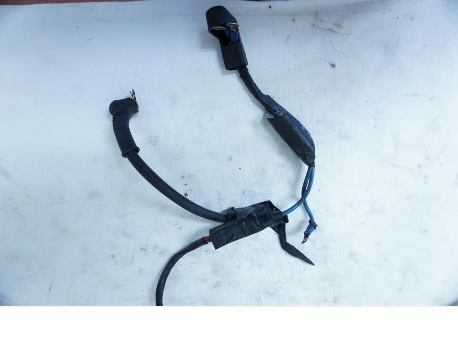 Baksidan på Kabelstam från en Ducati 750 SS -1995 motorcykel.