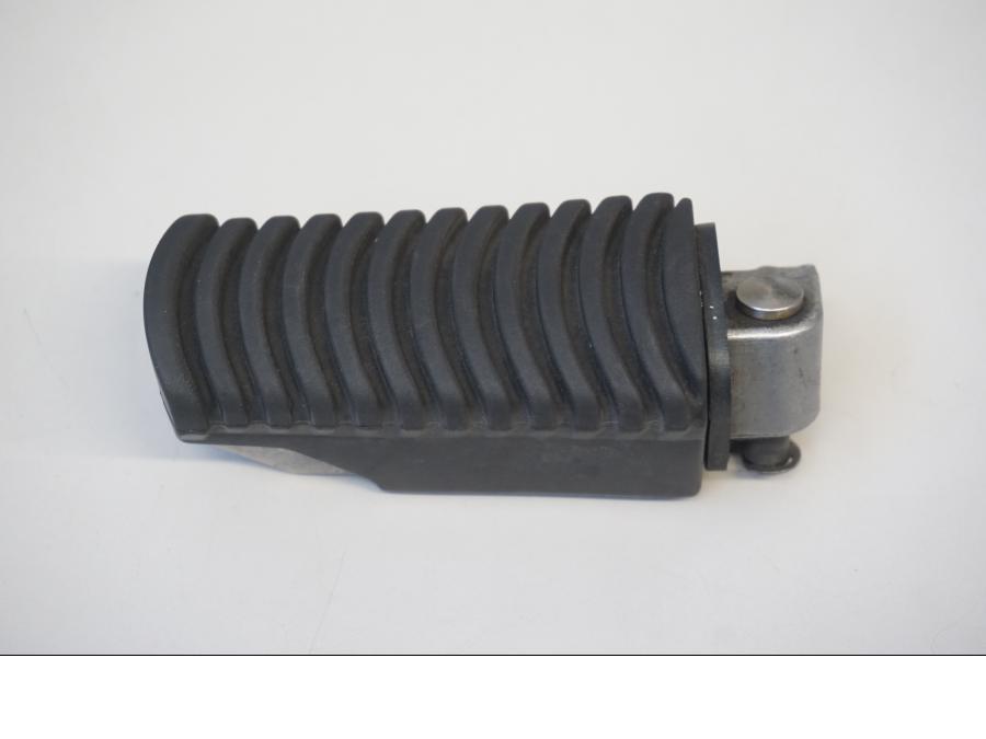 Framsidan på Fotpinne från en BMW R 1200 GSA -2011 motorcykel.