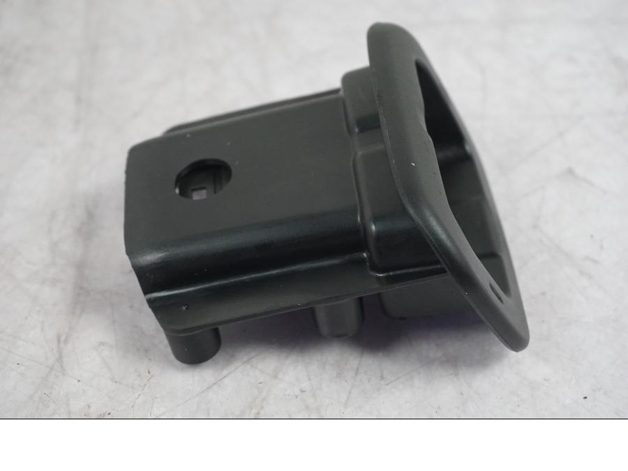 Höger sida på Värmeväxlare från en Ducati Multistrada V4 -2024 motorcykel.