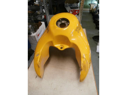 Snett uppifrån på Bensintank från en Triumph Tiger -2002 motorcykel.