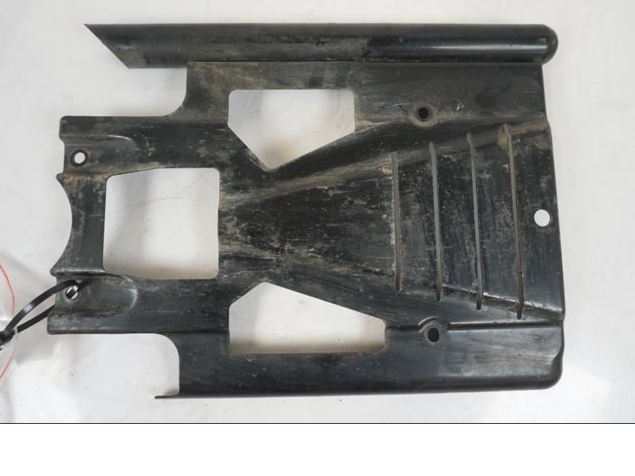 Extrabild1 på Hasplåt från en Suzuki VZR 1800 -2009 motorcykel.