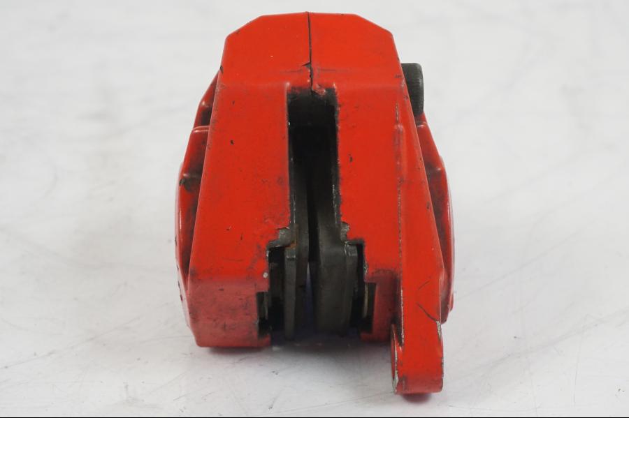 Baksidan på Bromsok från en Aprilia RS 125 -2000 motorcykel.