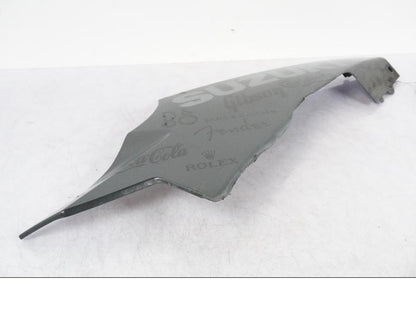 Baksidan på Magkåpa från en Suzuki GSX-R 1000 -2008 motorcykel.