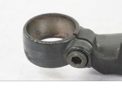 Snett uppifrån på Gaffelkrona från en Honda CBR 1000 F -1989 motorcykel.