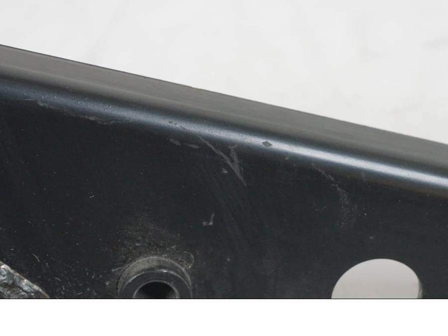 Höger sida på Bakram från en Suzuki VZR 1800 -2009 motorcykel.