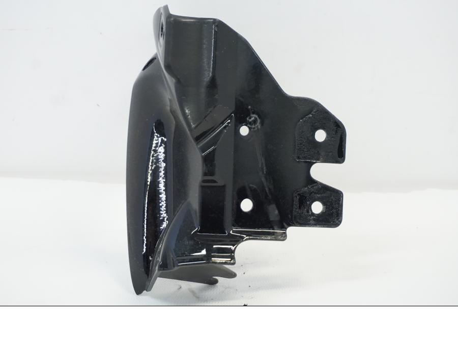 Baksidan på Instrumentfäste från en Buell XB9S -2003 motorcykel.