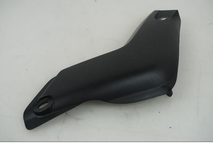 Höger sida på Värmeskydd från en Honda CBR 1000 -2005 motorcykel.
