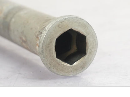 Extrabild4 på Axel från en Kawasaki ZX-10R -2008 motorcykel.