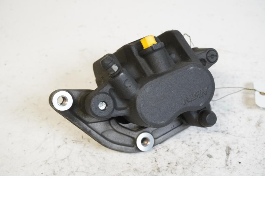 Framsidan på Bromsok från en Honda CB 600 Hornet -2003 motorcykel.