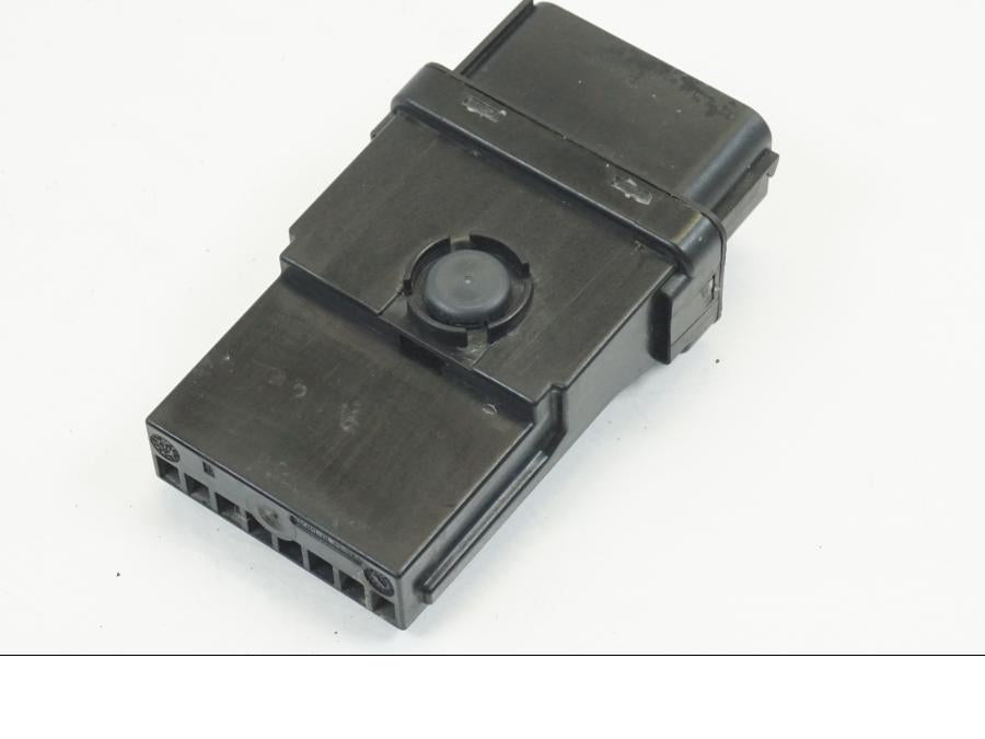 Baksidan på Grund Modul från en BMW R 1200 GS -2018 motorcykel.