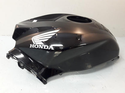 Baksidan på Bensintankskåpa från en Honda CBR 600 RR -2007 motorcykel.