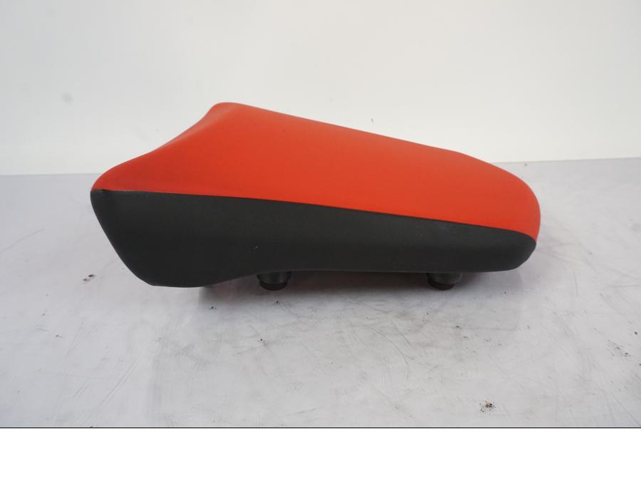 Extrabild1 på Sadel från en Honda CRF 1000 Africa Twin -2016 motorcykel.