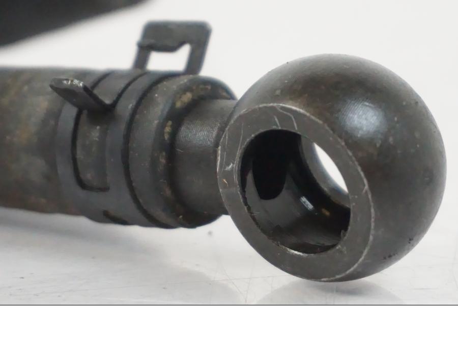 Extrabild4 på Oljerör från en BMW F 650 CS -2002 motorcykel.