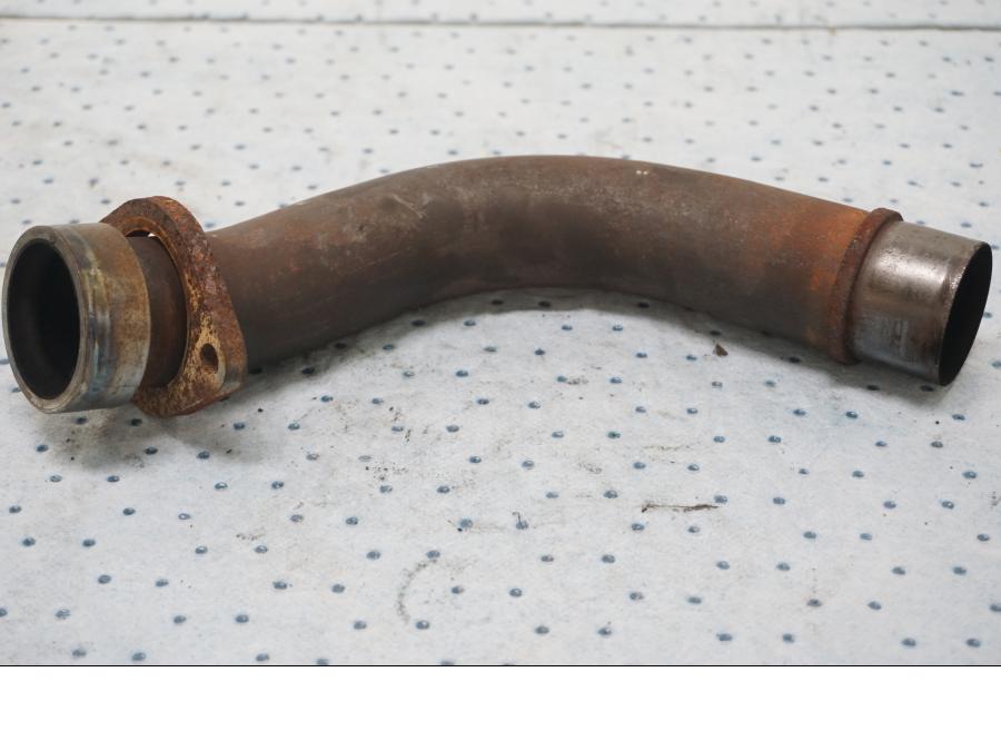 Framsidan på Grenrör från en Honda VTR 1000 F -1997 motorcykel.