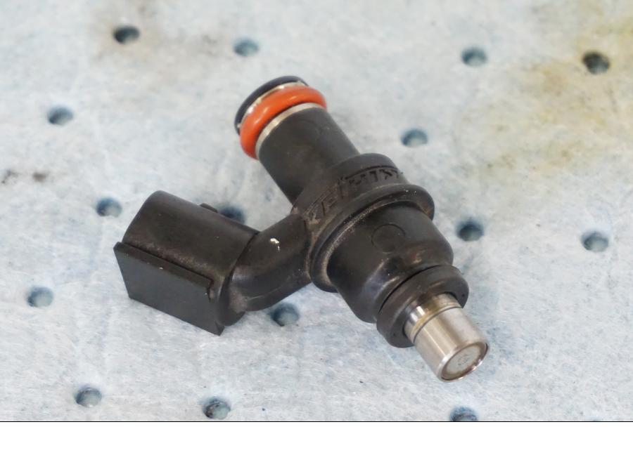 Extrabild1 på Spridare från en Suzuki GSX-R 1000 -2008 motorcykel.