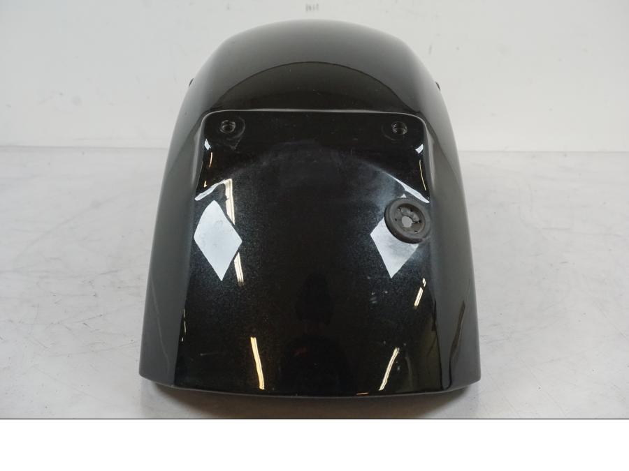 Extrabild3 på <p>Bakskärm från Suzuki VZ 1600 2004.</p>

<p>Mindre lackskador finns se bilder.</p> motorcykel.