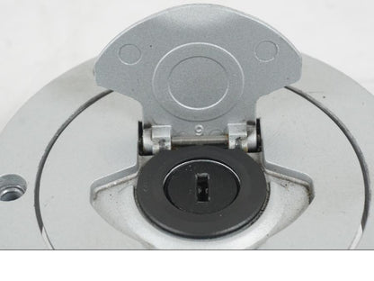 Extrabild1 på <p>Låssats från BMW R 1200 GS 2007.</p>

<p>Med tändningslås, tanklock, sadellås, 1st nyckel</p> motorcykel.