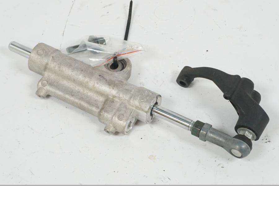 Vänster sida på Styrdämpare från en Yamaha YZF 1000 R1 -2007 motorcykel.