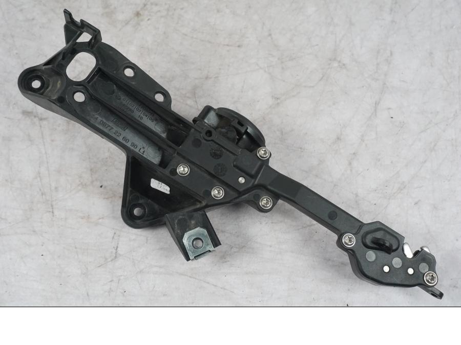 Snett uppifrån på Lås från en BMW K 1600 GTL -2015 motorcykel.